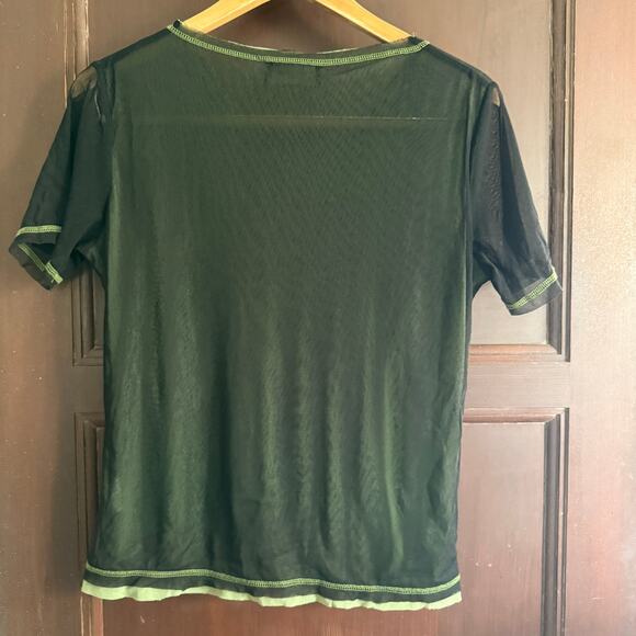 ORNA FARHO Paris | Y2K Vintage Green Double Mesh Ruffle V Neck Short Sleeve Top - Picture 2 of 6
